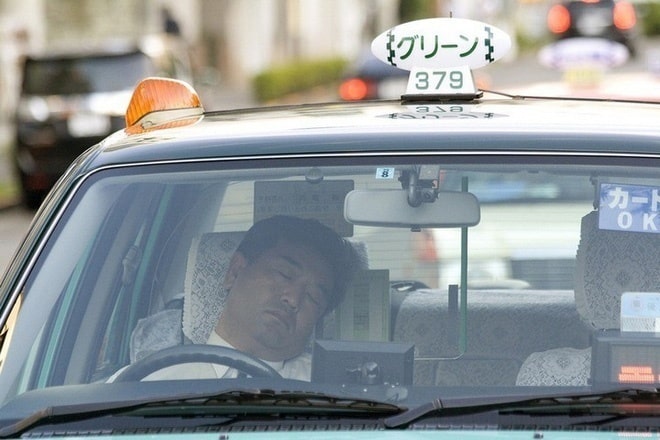 Inemuri: Nghệ thuật ngủ nơi công cộng đã trở thành thương hiệu của người Nhật Bản - Ảnh 5.